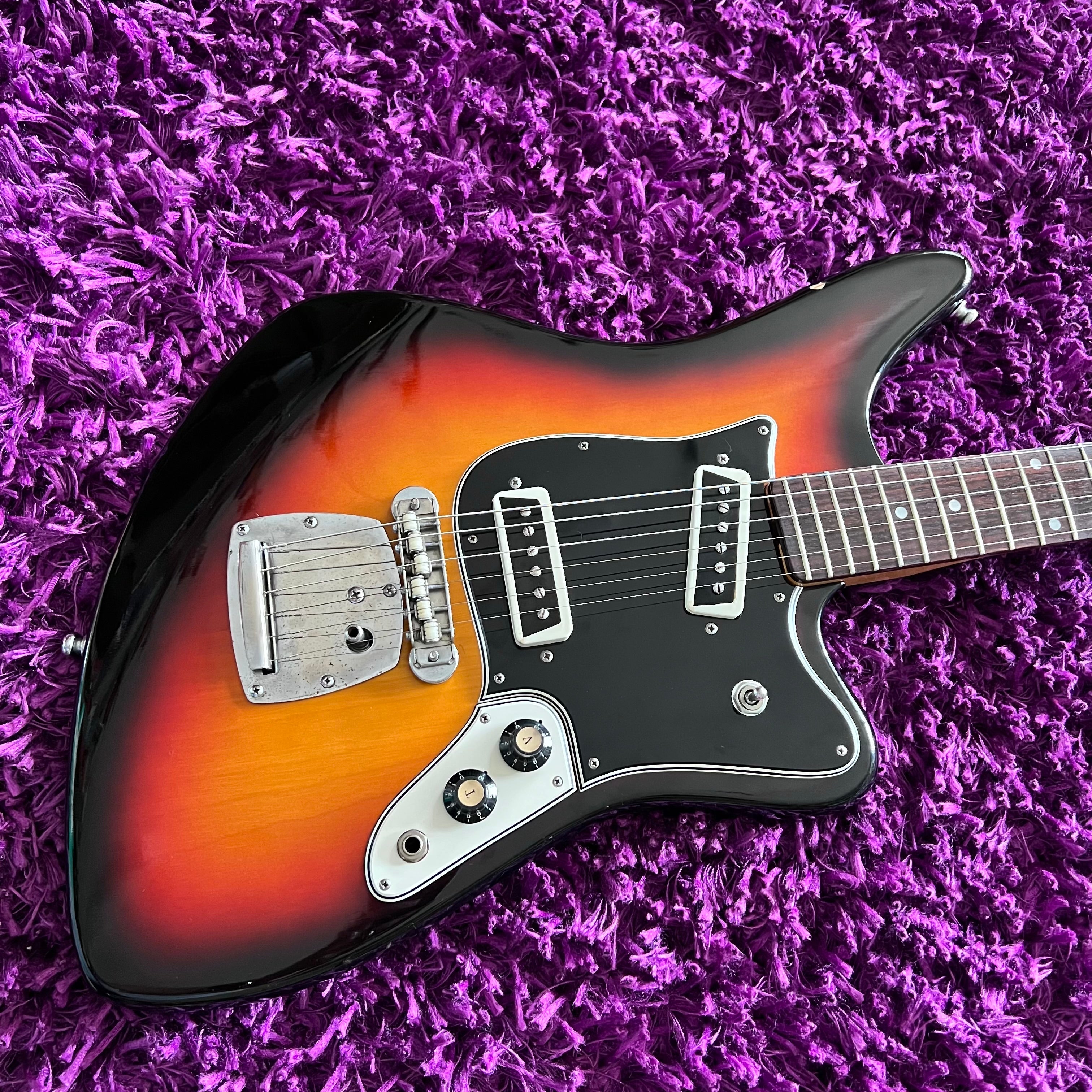 1969 Aria 1532T Bizarre Offset Electric Guitar Sunburst (MIJ ...