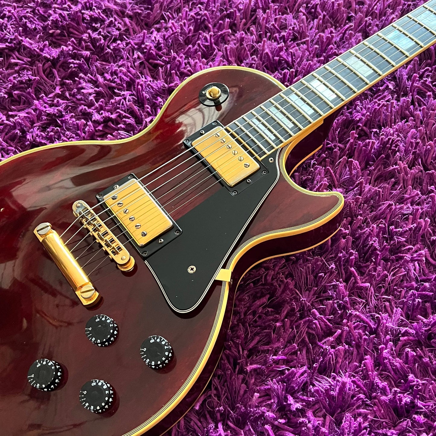 1991 Gibson Les Paul Custom Wine Red (OHSC + Candy)