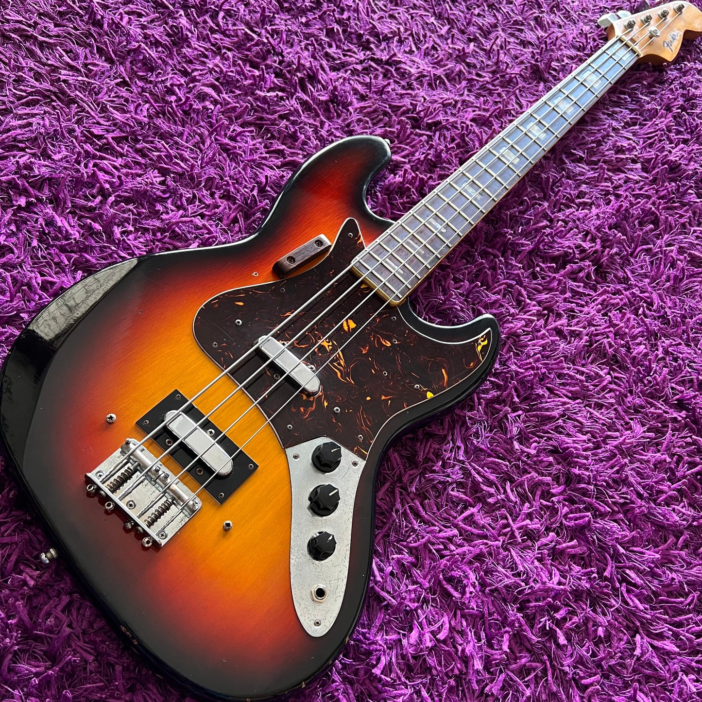 Gibbon 1970s Jazz Bass Lawsuit Copy (Made in Japan)