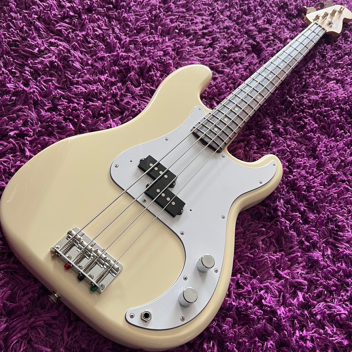 2010-12 Fender Precision Bass Cream PB-STD (MIJ)