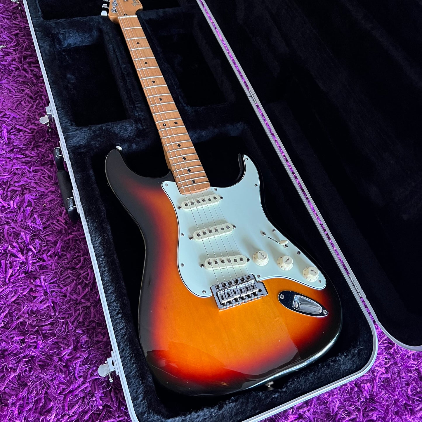 2004 Fender Mexican Standard Stratocaster (USA Pickups + Upgrades + Case)
