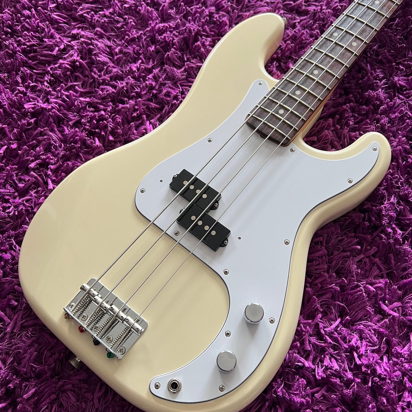 2010-12 Fender Precision Bass Cream PB-STD (MIJ)