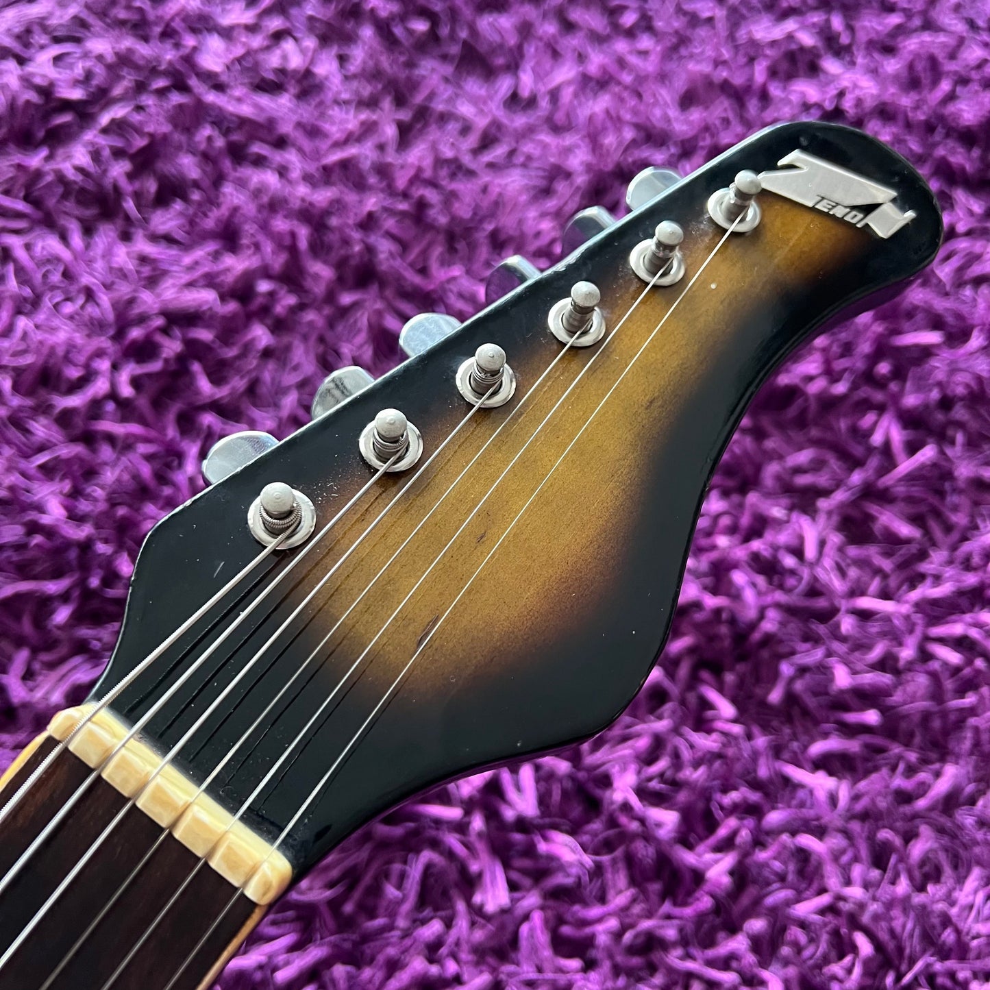 Zenon Audition Offset Style Gold Foil Guitar (MIJ)