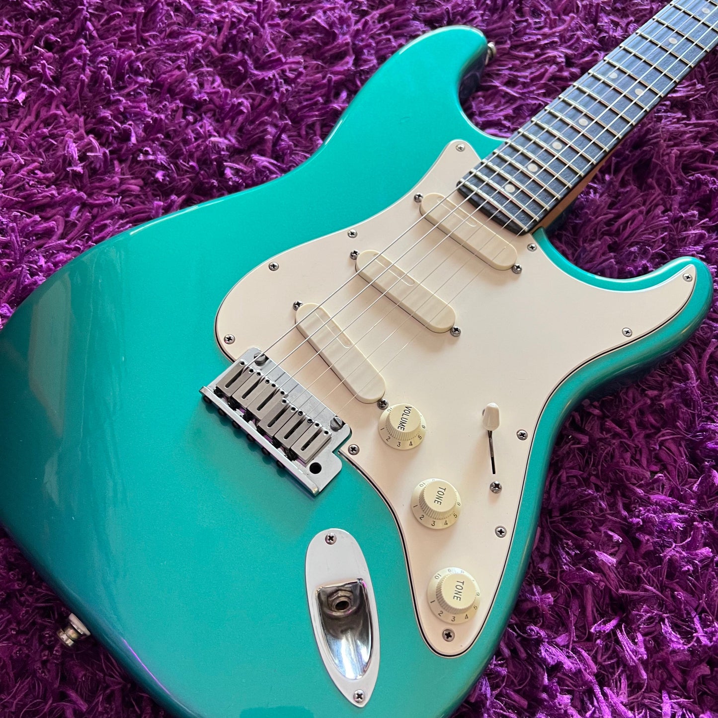 1993-94 Fender Stratocaster "Strat Plus" Caribbean Mist (w/ HSC)