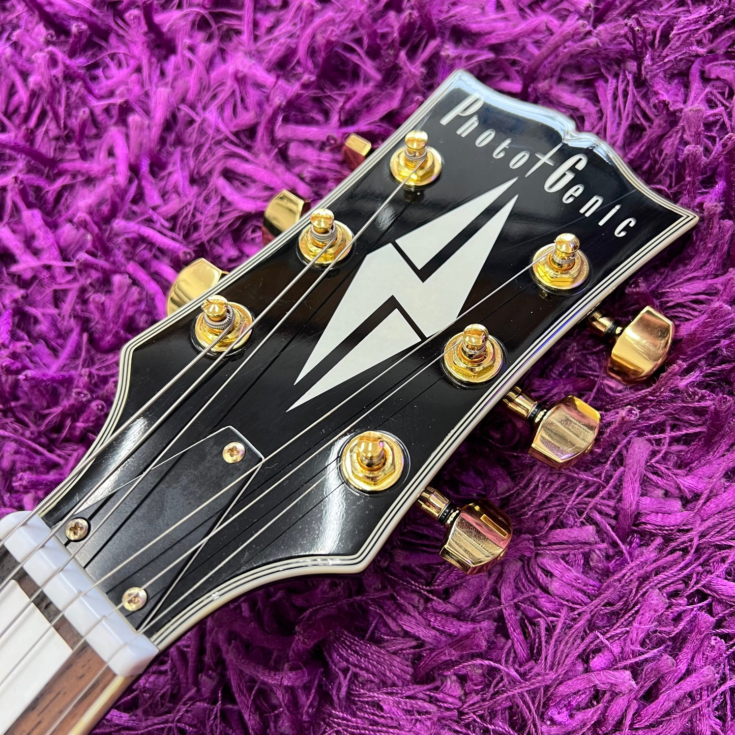 PhotoGenic LP-300 Les Paul Custom Style Electric Guitar Black Beauty