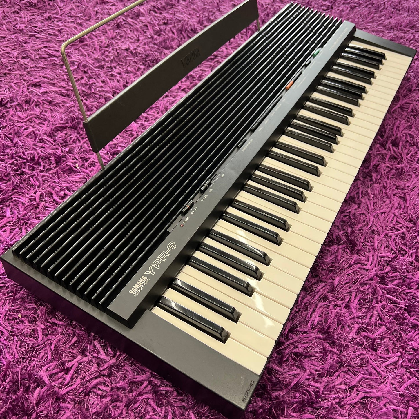 Yamaha YPR-9 Portable FM Piano