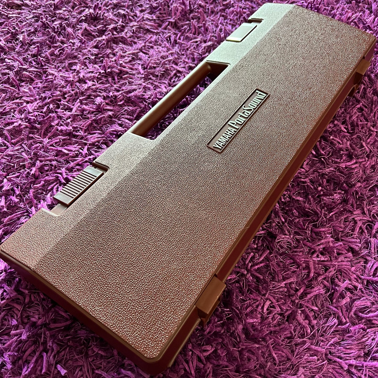 Yamaha PS-400 PortaSound Retro FM Synthesizer (Matching Hardcase)